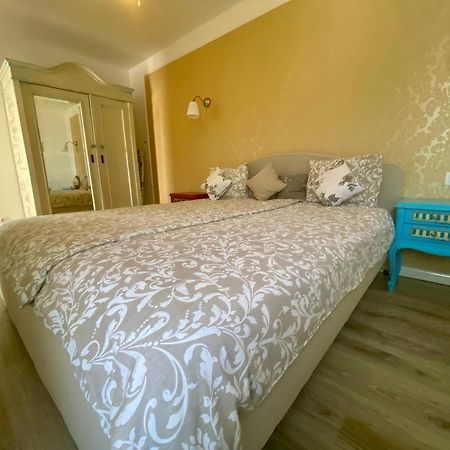 Apartments Villa Harmonie - Adults Only +14 Crikvenica Bagian luar foto