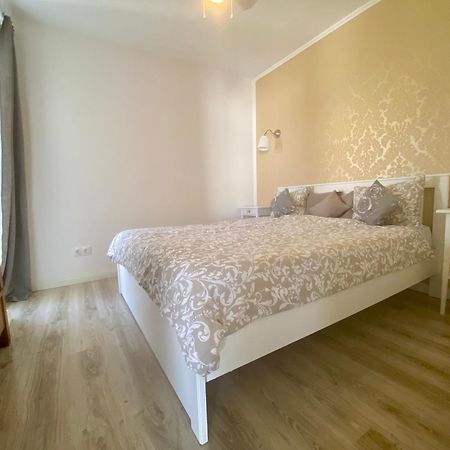 Apartments Villa Harmonie - Adults Only +14 Crikvenica Bagian luar foto