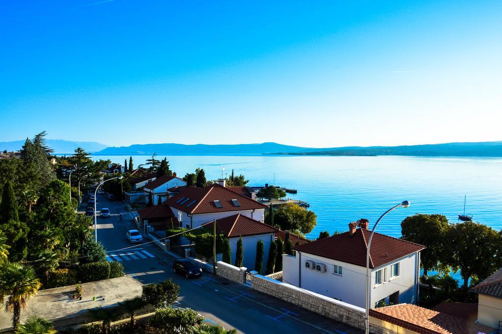 Apartments Villa Harmonie - Adults Only +14 Crikvenica Bagian luar foto